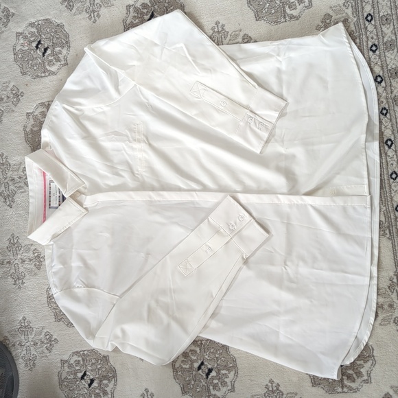 XL: Modern Ambition Travel Shirt - Picture 3 of 13